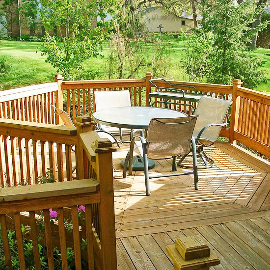 outdoor decks living spaces